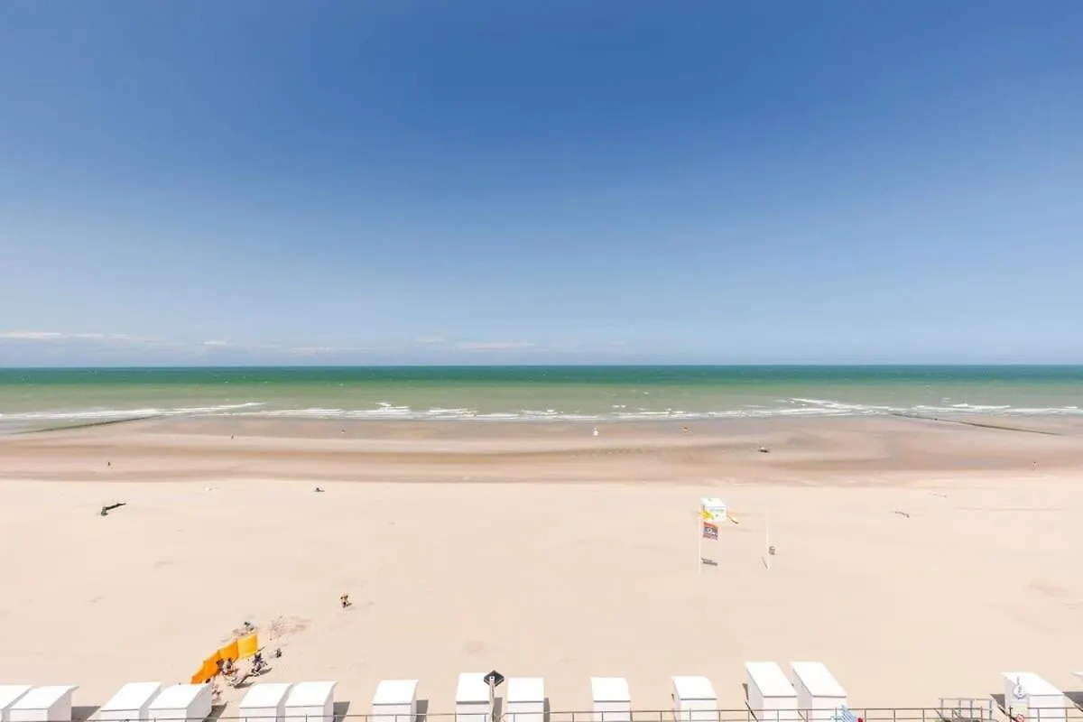 Huswell - Apartment With Stunning Sea View In Middelkerke 0*,  België