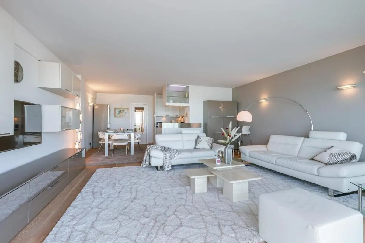 Huswell - Apartment With Stunning Sea View In Middelkerke